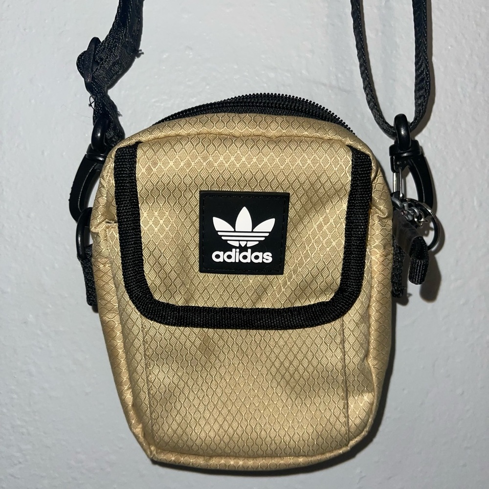 Adidas festival crossbody